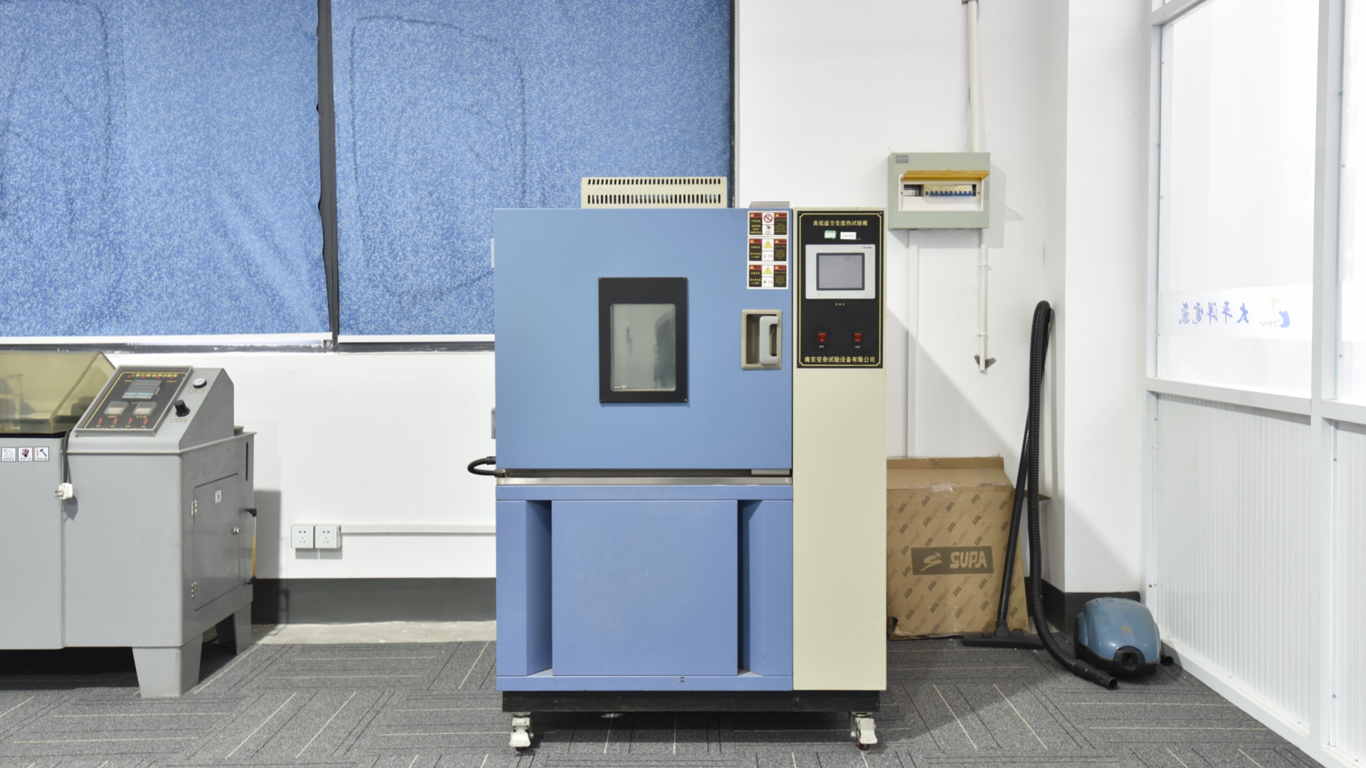 �ߵ��½�������������